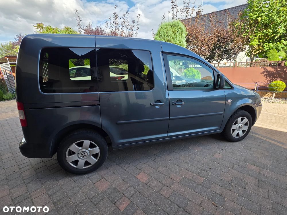 Volkswagen Caddy - 9