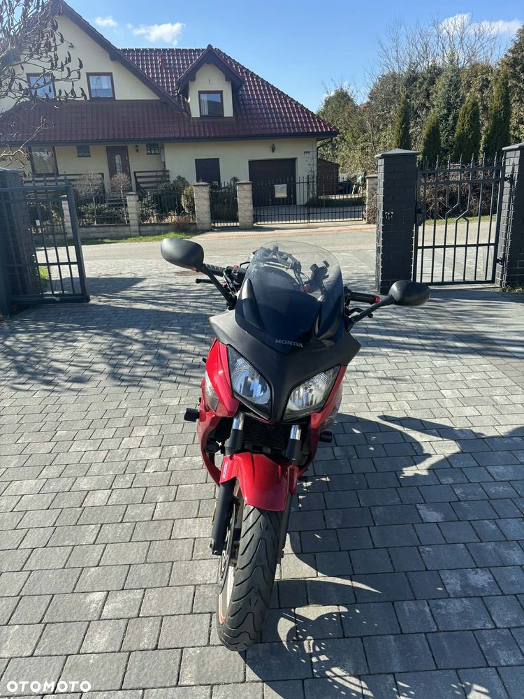 Honda CBF - 2