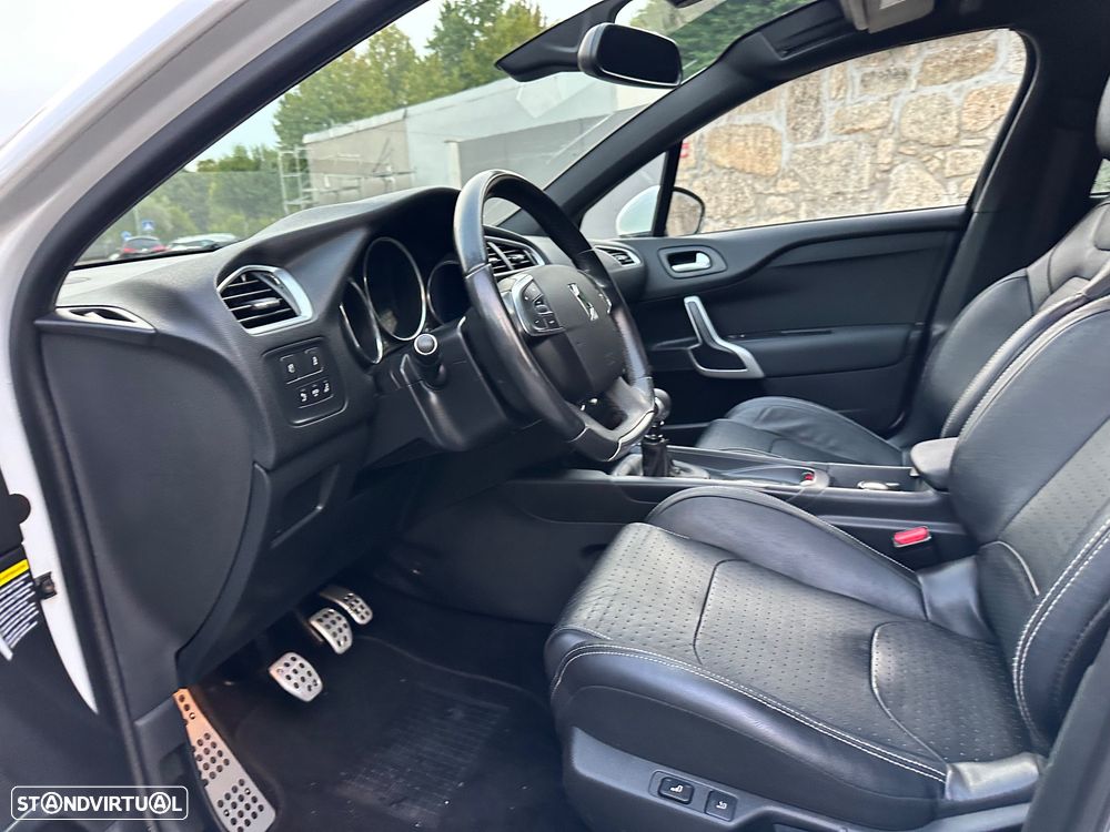 DS DS4 2.0 BlueHDi Sport Chic - 31