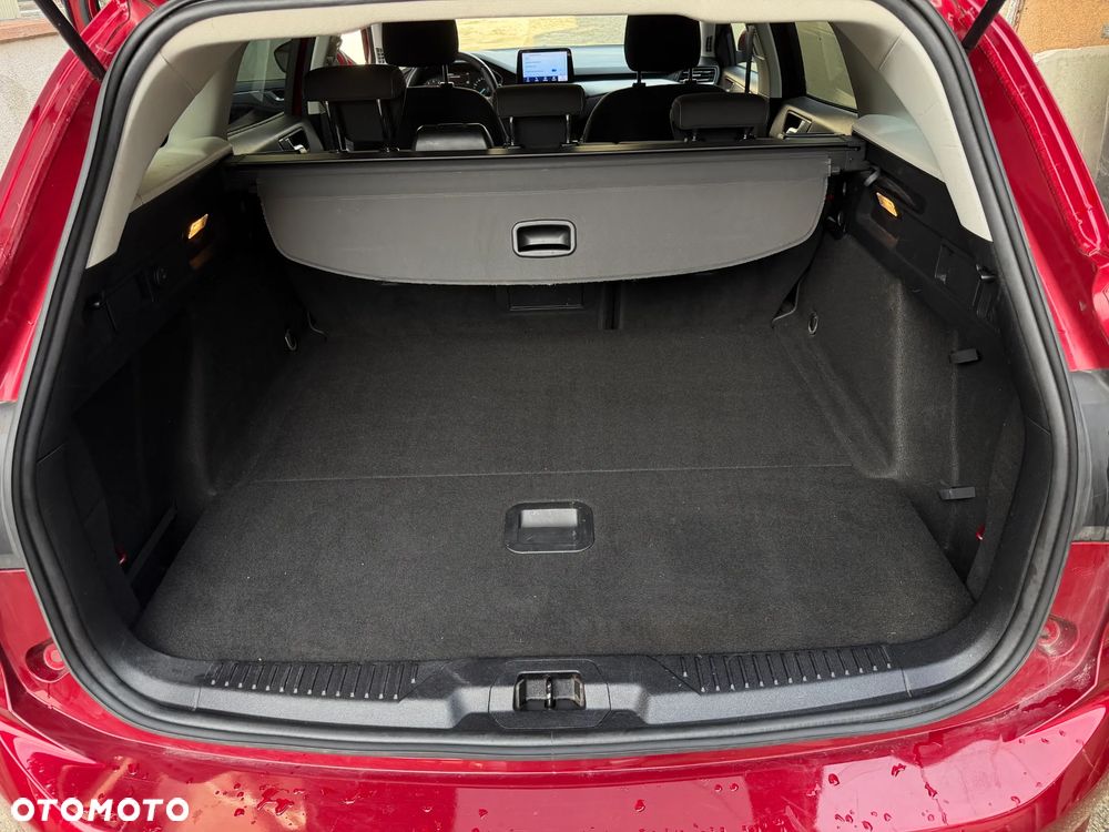 Ford Focus 1.5 EcoBoost Titanium - 19