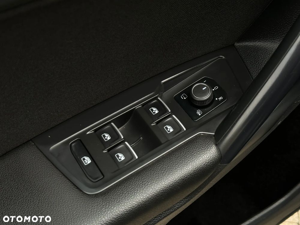 Volkswagen Tiguan - 24