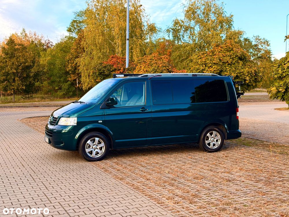 Volkswagen Multivan - 34