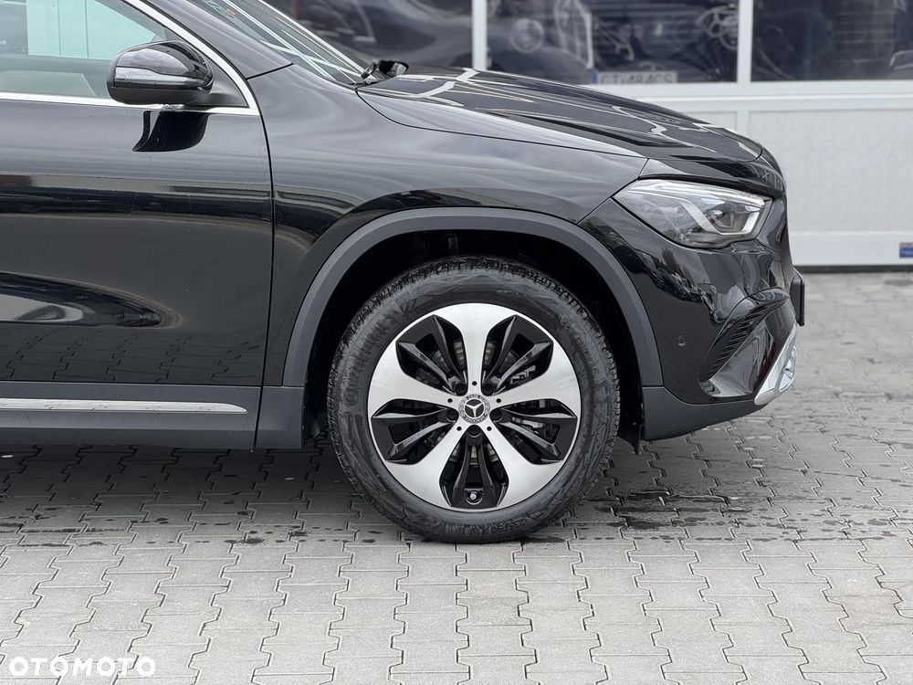 Mercedes-Benz GLA 200 Progressive - 8