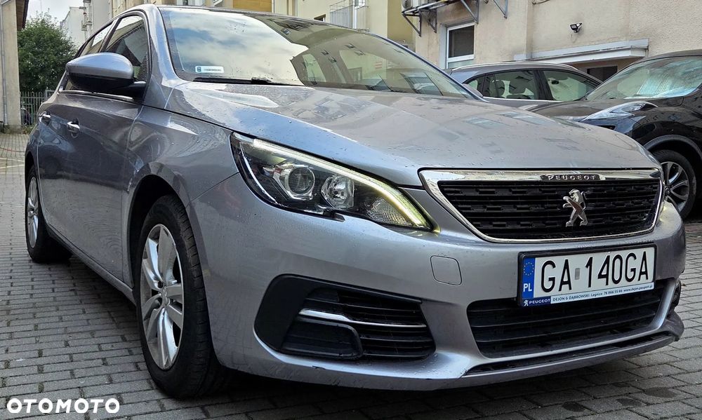 Peugeot 308 1.2 PureTech Allure S&S - 2