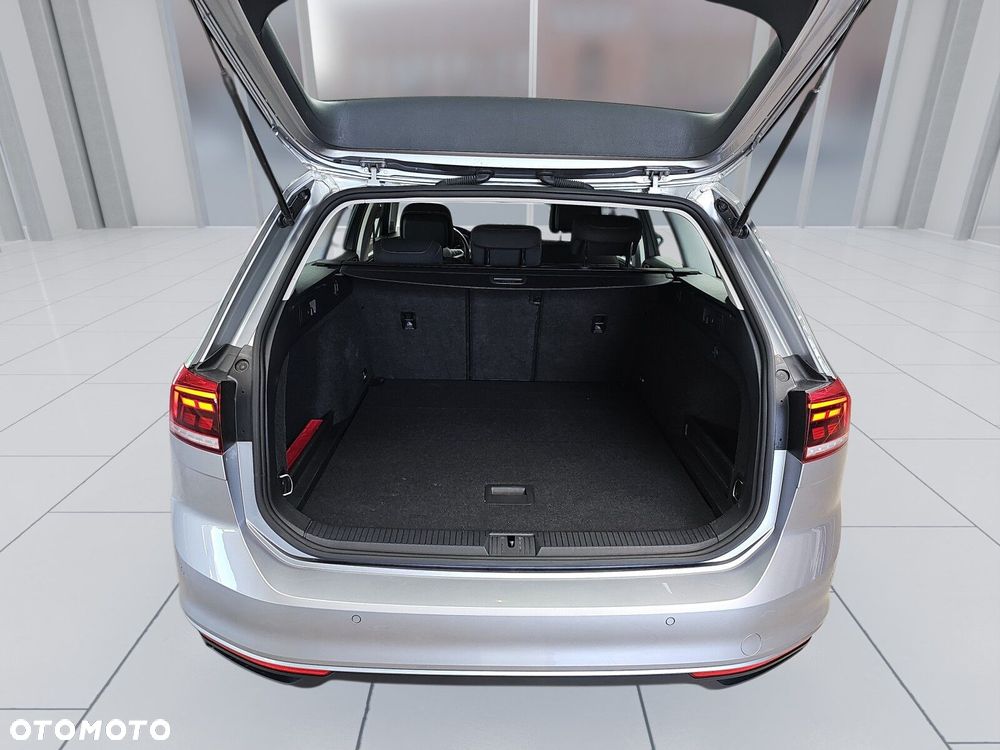 Volkswagen Passat 2.0 TDI EVO Business DSG - 16