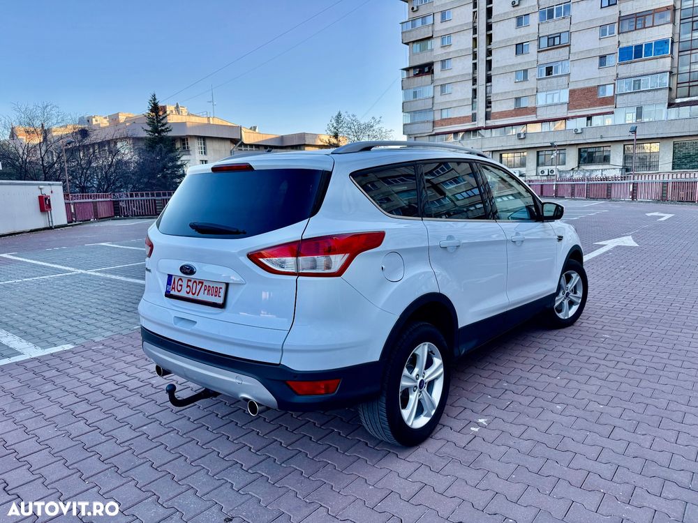 Ford Kuga 2.0 TDCi 4x4 Aut. Individual - 3