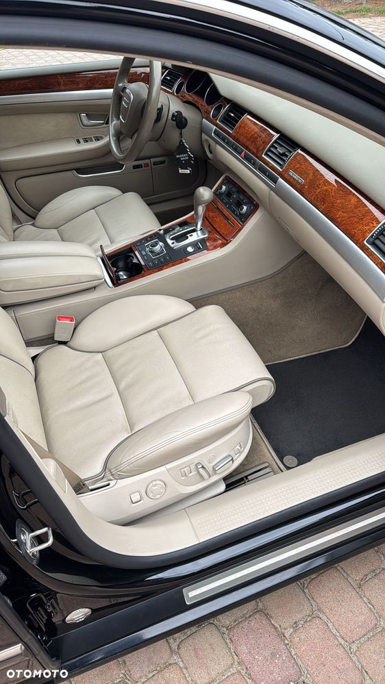Audi A8 4.2 TDI DPF L Quattro - 23