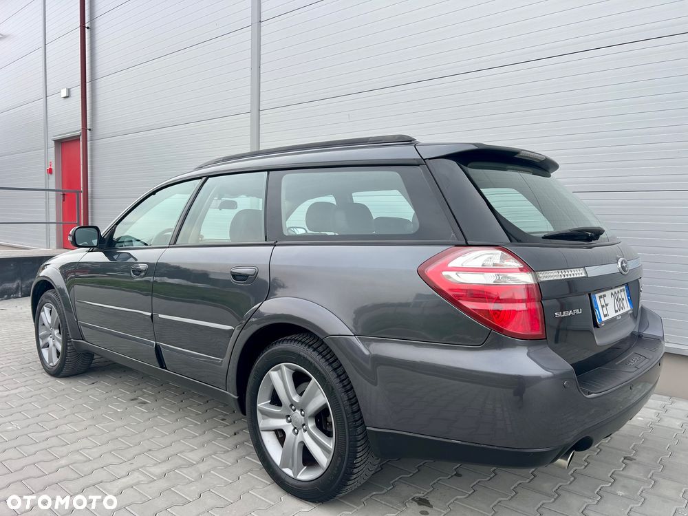 Subaru Outback 2.5i Automatik Trend - 3