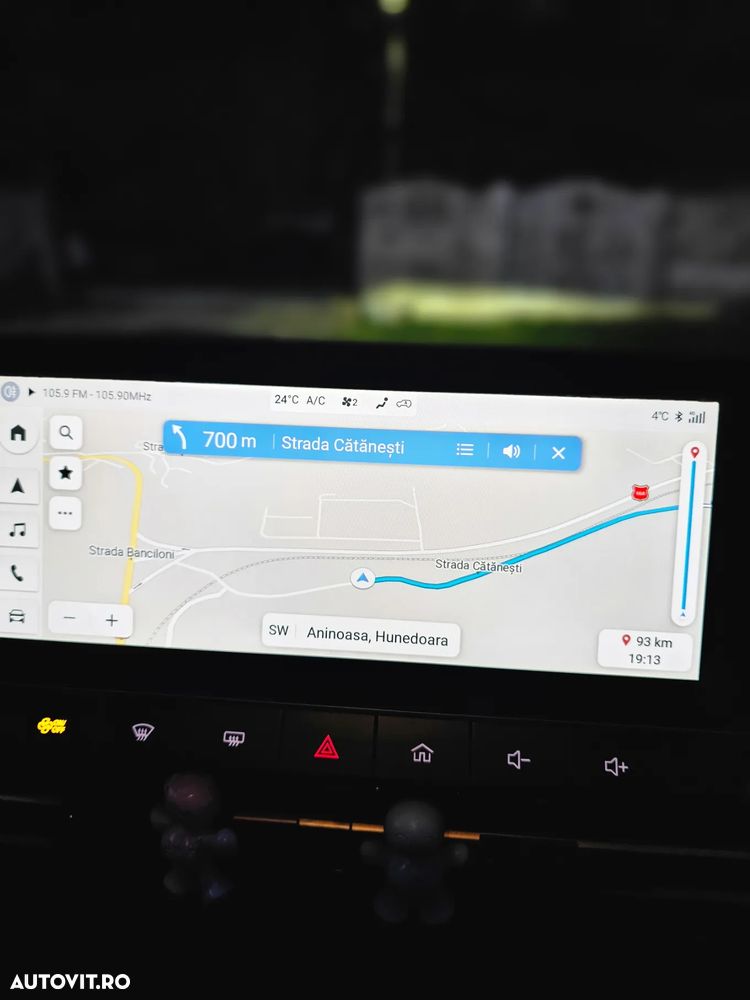 MG MG4 EV 64 kWh XPower - 21