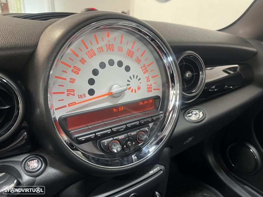 MINI Cabrio Cooper S - 17