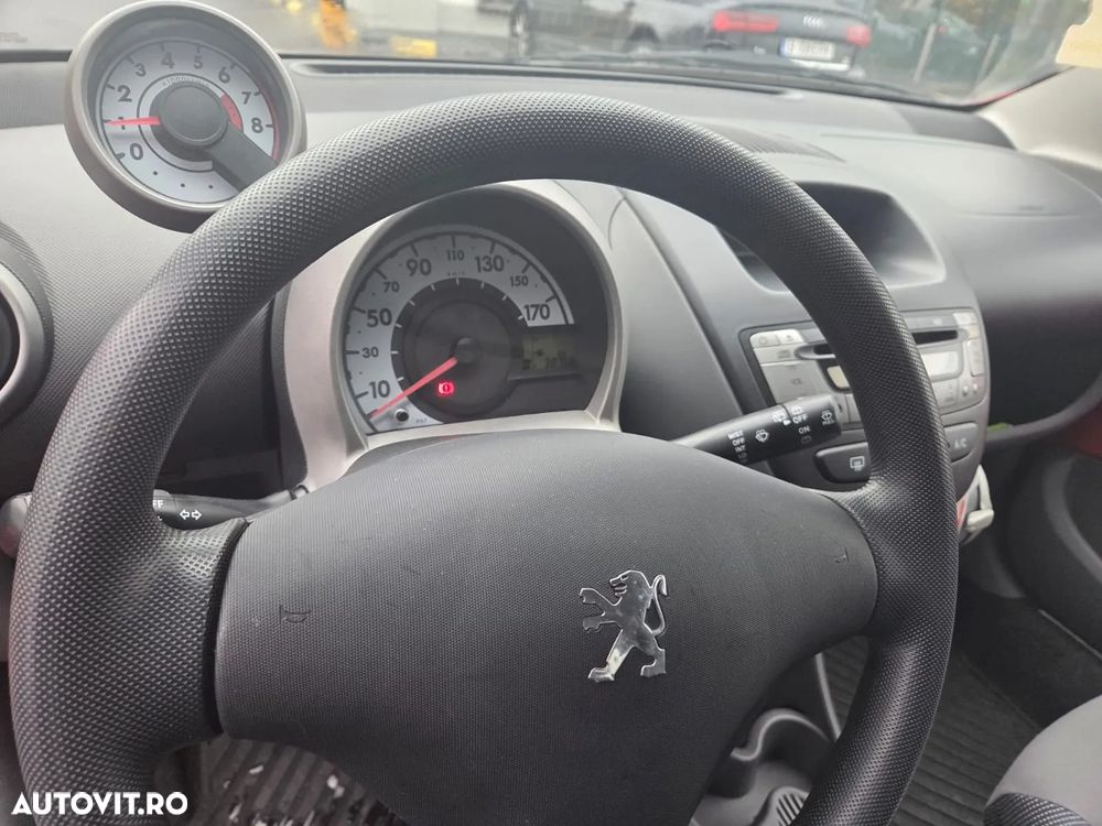 Peugeot 107 Two 1.0 E - 4