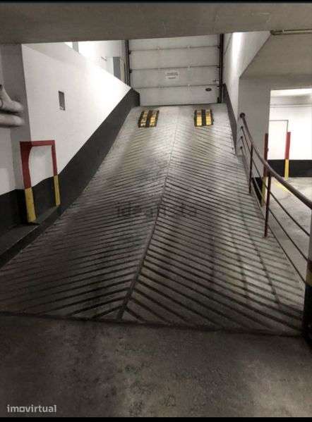 Arrendo lugar de garagem -Matisinhos Sul - Grande imagem: 4/6