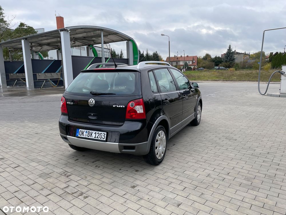 Volkswagen Polo Cross - 14