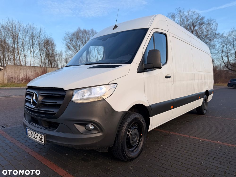 Mercedes-Benz Sprinter - 10