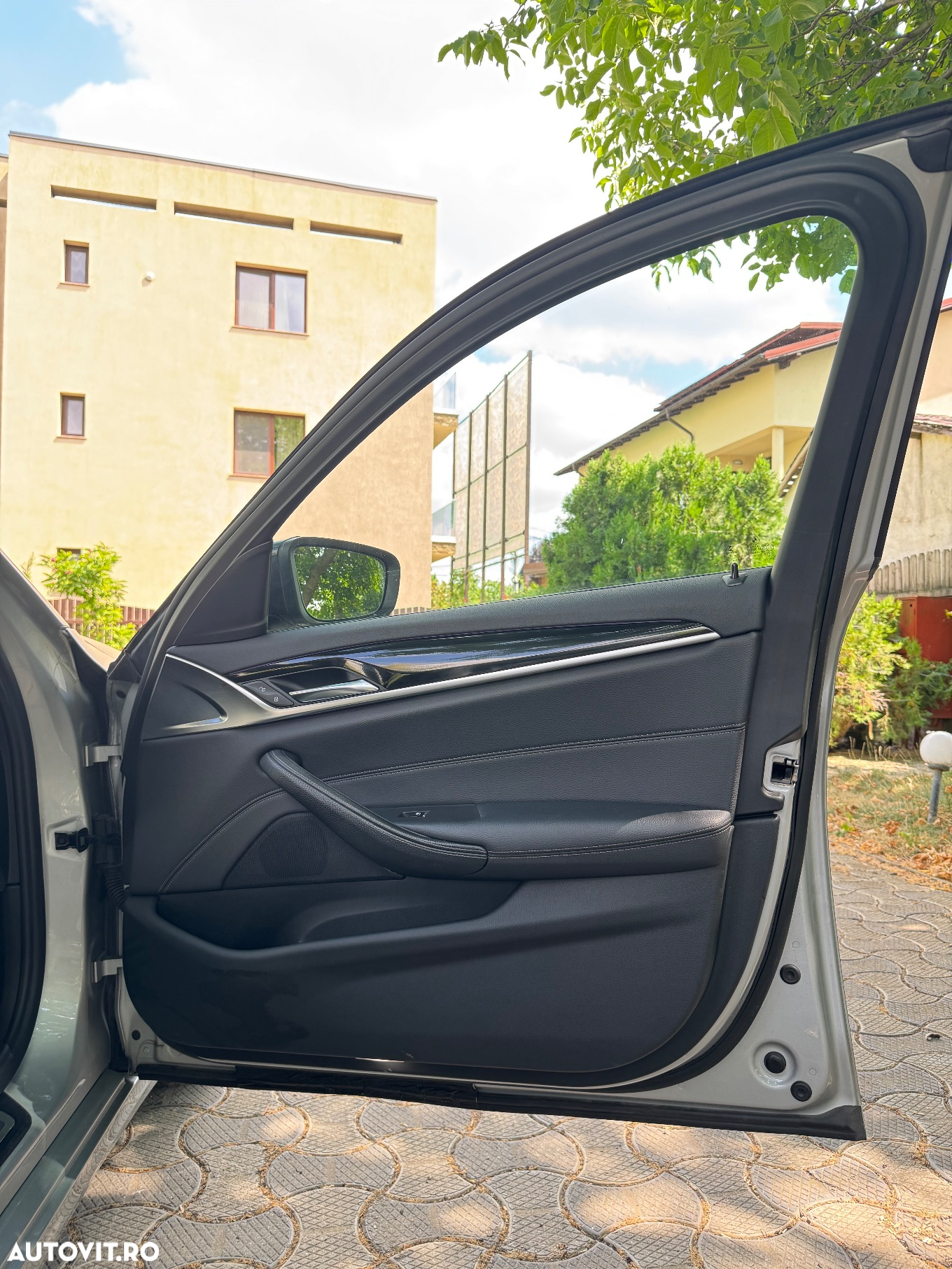 BMW Seria 5 525d Touring Aut. Sport Line - 12