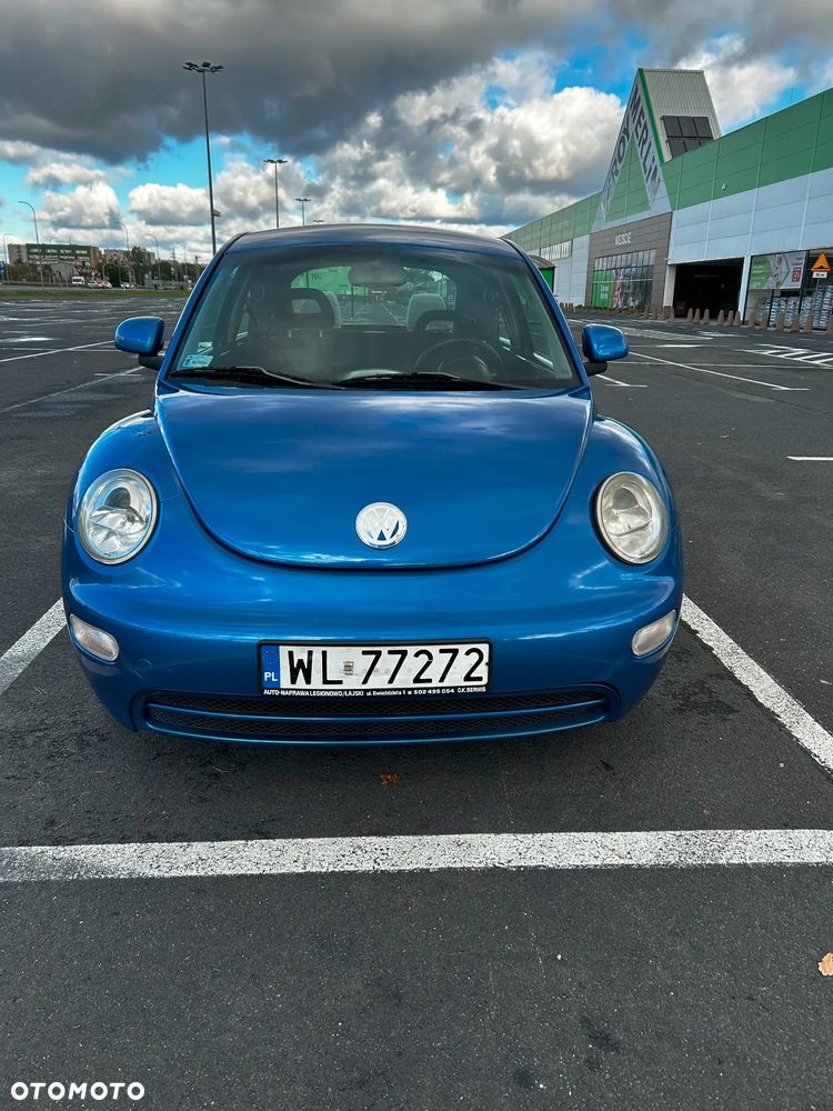 Volkswagen New Beetle - 2