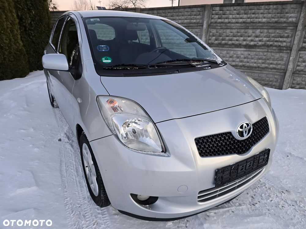Toyota Yaris 1.3 VVT-i Multi Mode Executive - 2