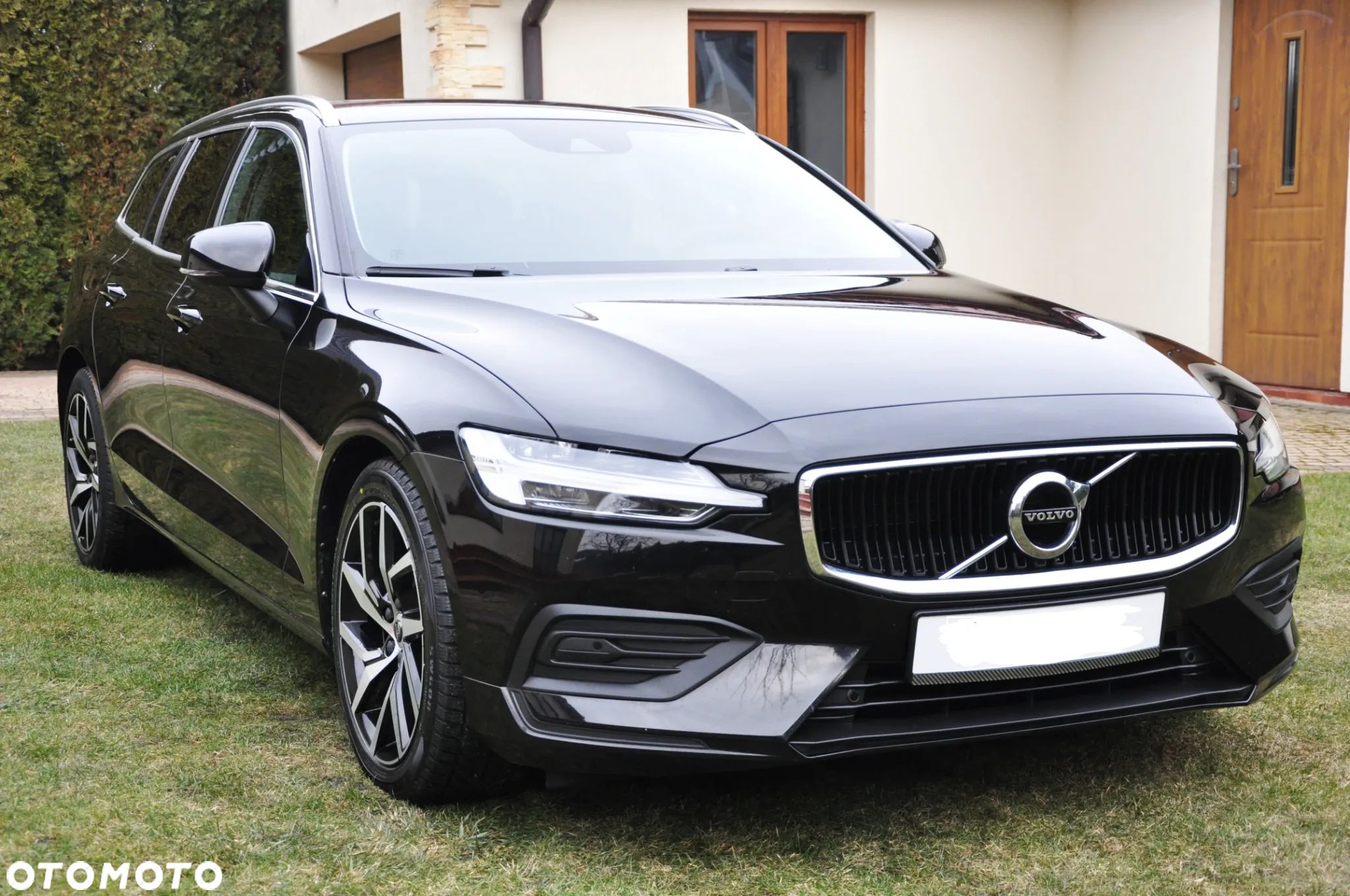 Volvo V60 T4 Geartronic Momentum Pro - 1