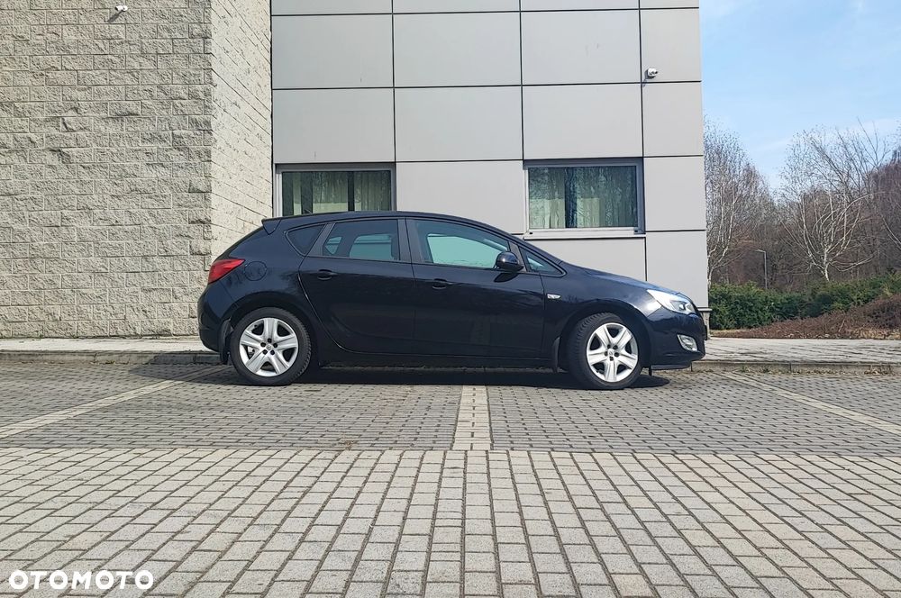 Opel Astra 1.4 Turbo Selection - 13