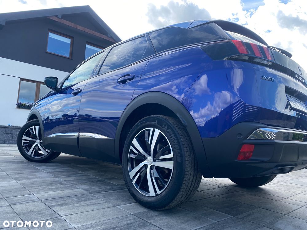 Peugeot 3008 1.2 PureTech Allure S&S - 11