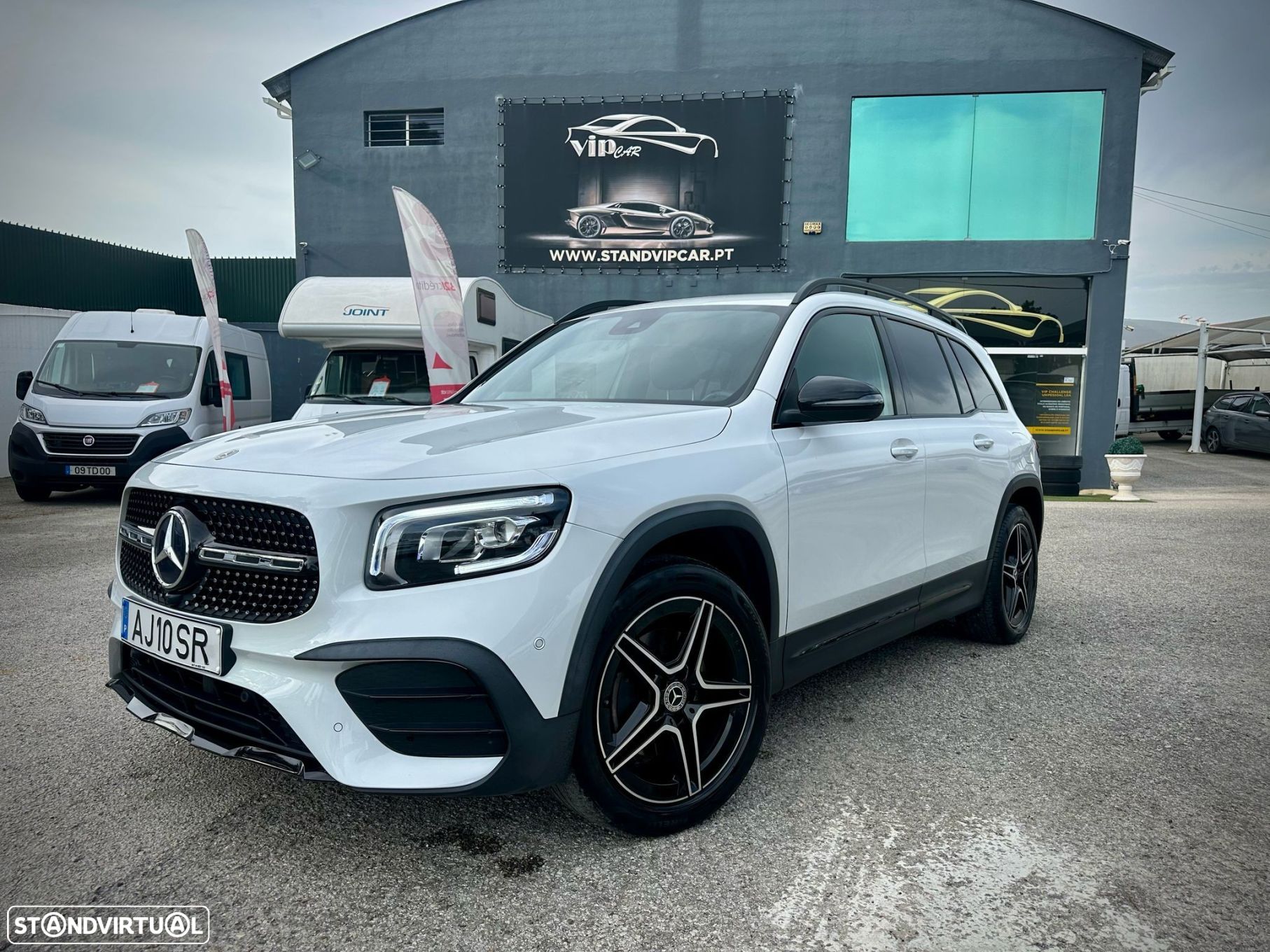 Mercedes-Benz GLB 180 d AMG Line - 1
