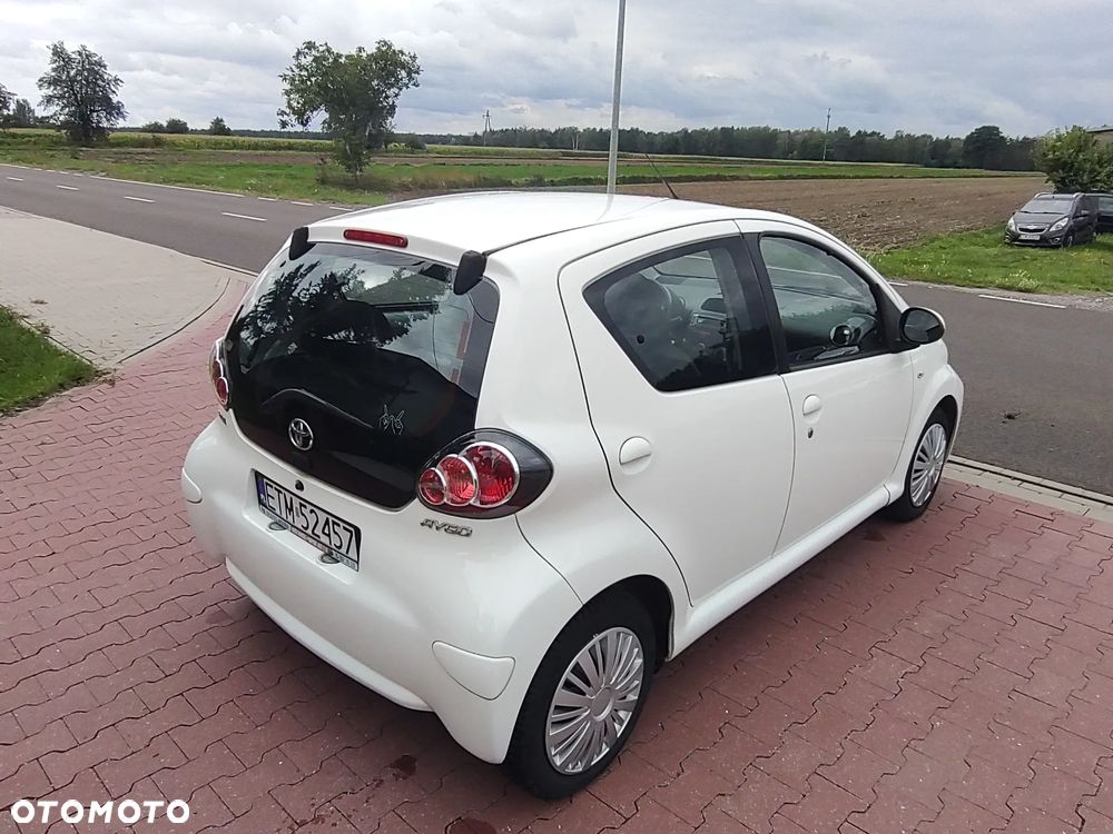 Toyota Aygo Cool - 16