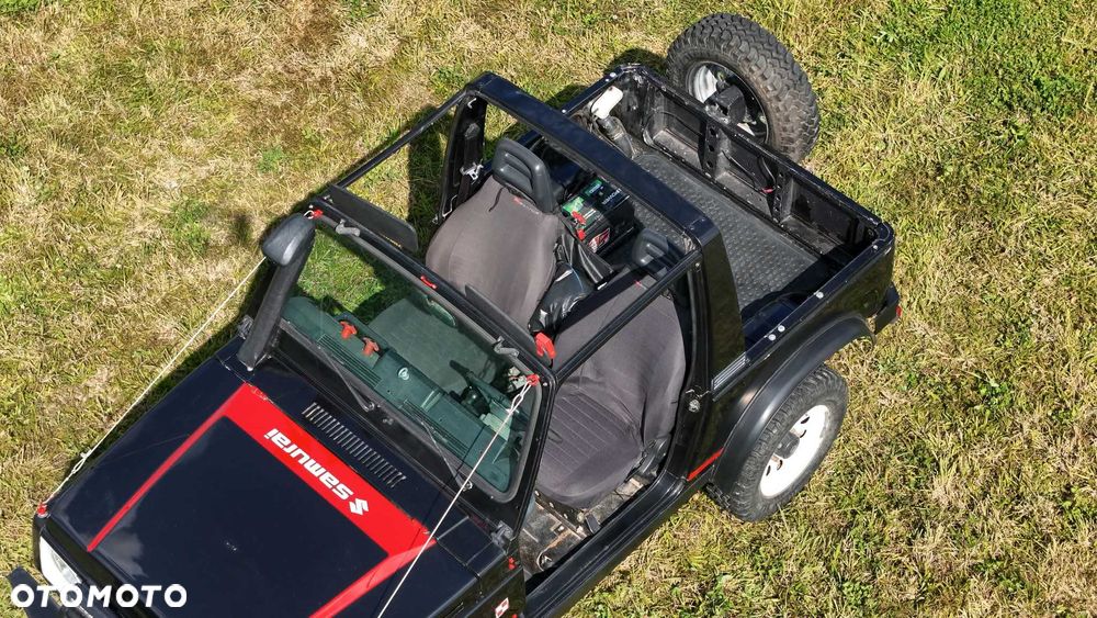 Suzuki Samurai - 3
