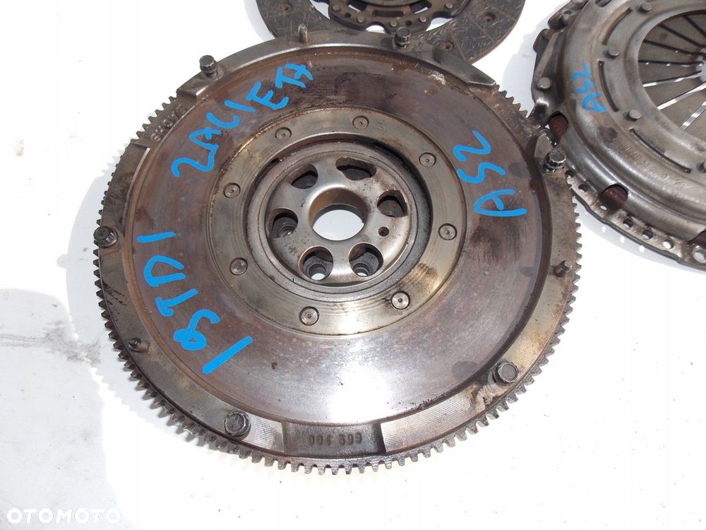 sprzęgło dwumasowe leon golf iv 1.9 tdi asz arl 6b - 2