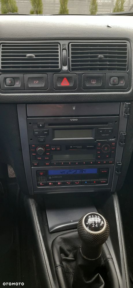 Volkswagen Golf 2.0 Comfortline - 12