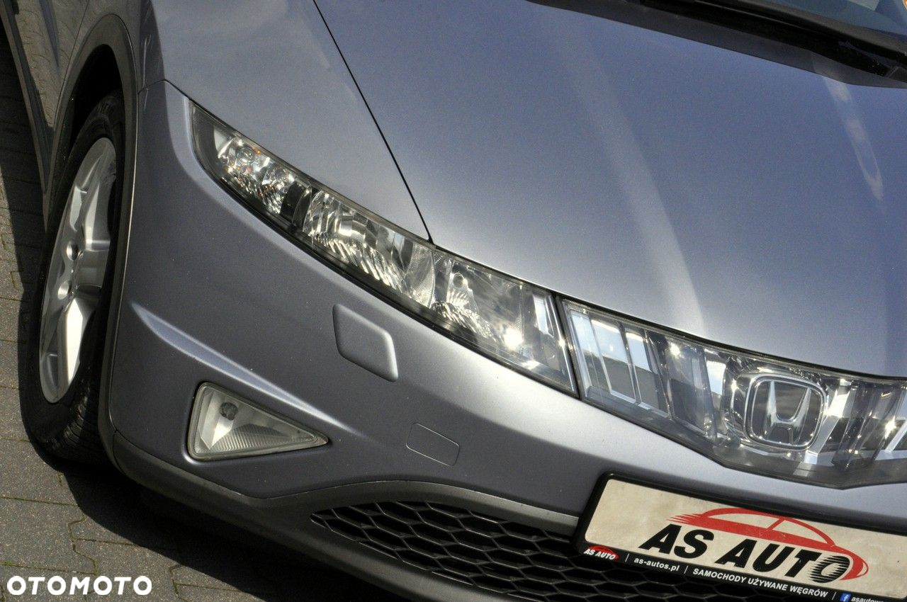 Honda Civic 1.8i-VTEC Automatik Sport - 26