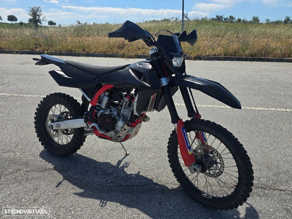 SWM RS 300R Full Power - 1