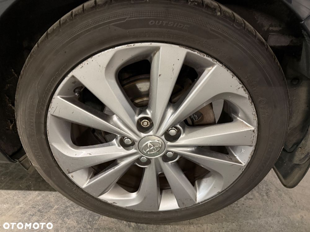 Toyota Auris - 22