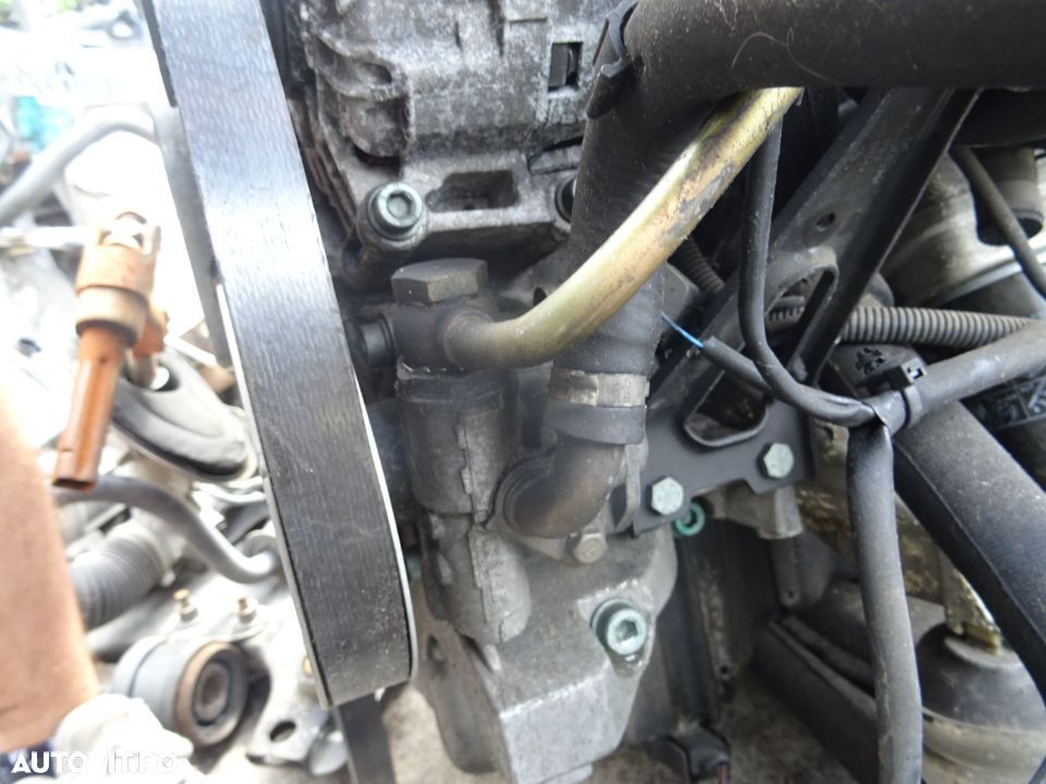 Vand Pompa Servoo Audi A 4 1.6 Benzina AZL din 2002 - 1