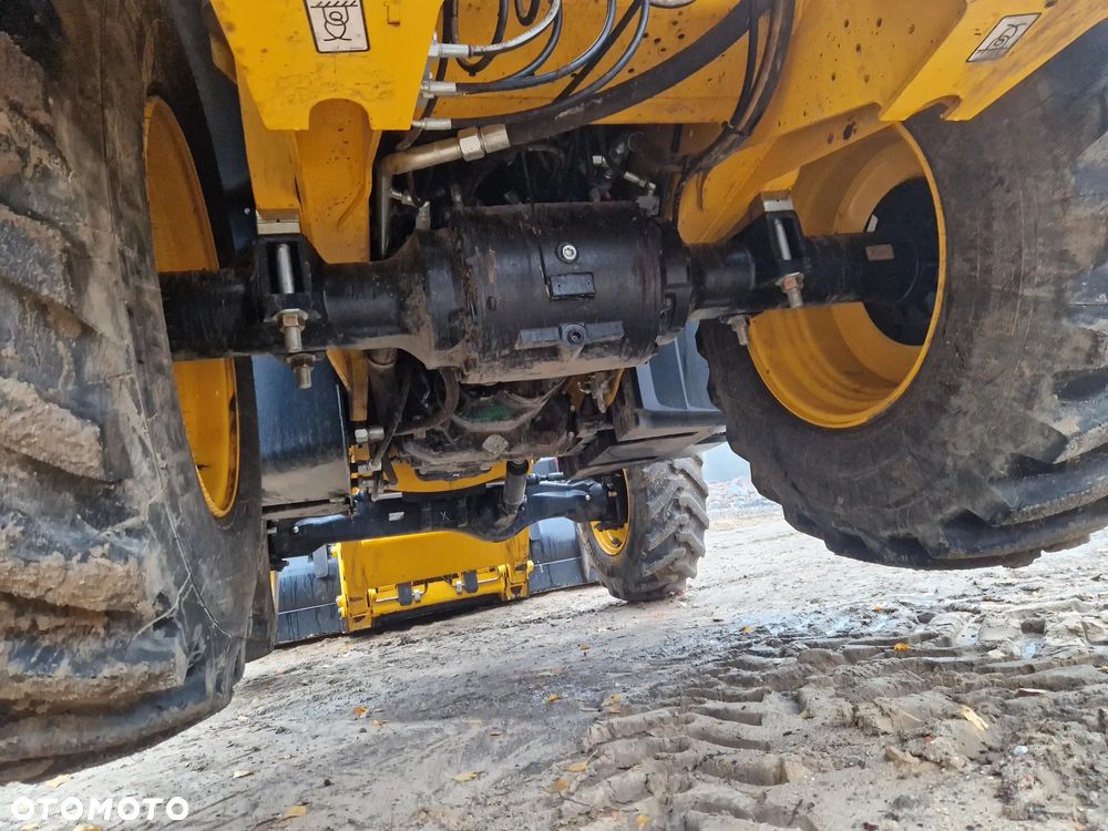 JCB 3CX PLUS AEC - 10
