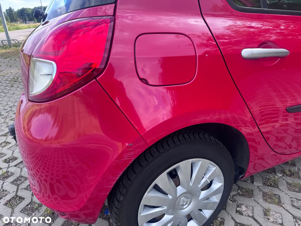 Renault Clio - 18