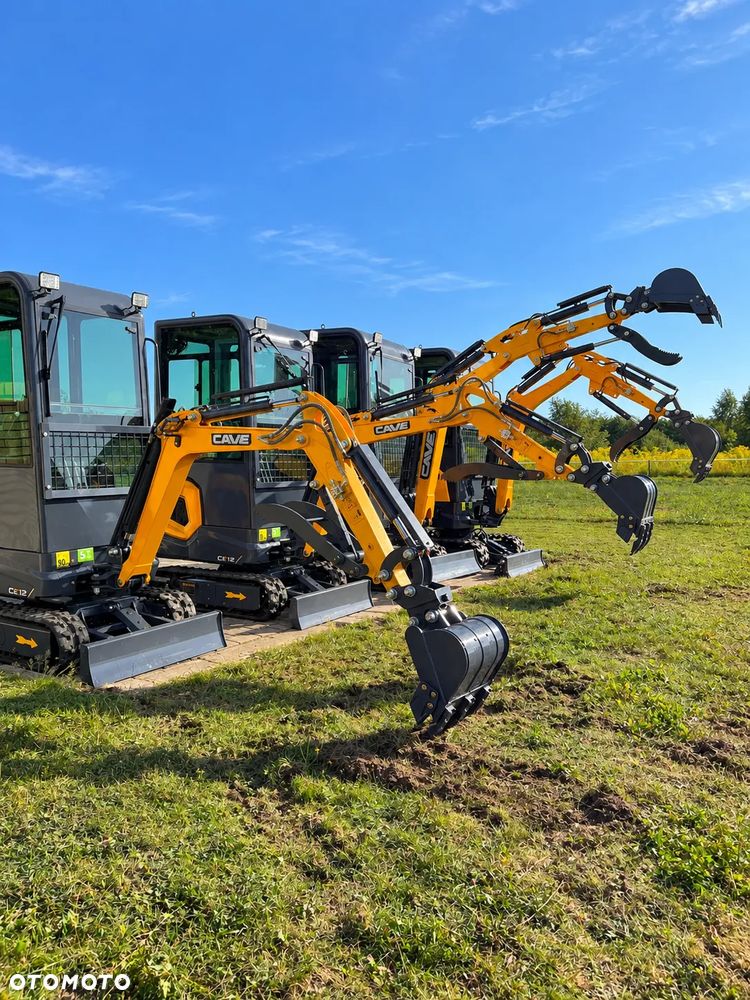 Kubota / KOOP 2026r Nowa minikoparka CAVE CE12 LEASING/RATY -Szybka Decyzja! 1200kg z Kabiną, Ogrzewanie, Skrętne ramie, ZESTAW - 15