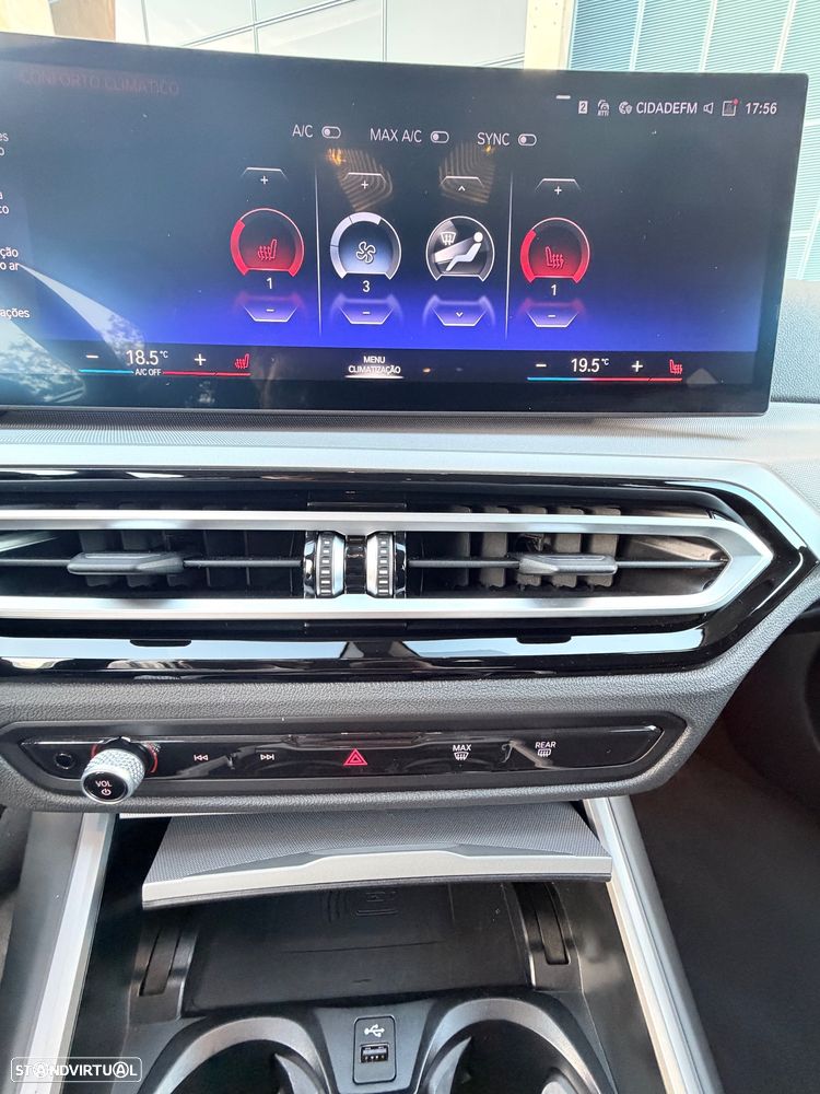 BMW 330 e iPerformance Line Sport - 27