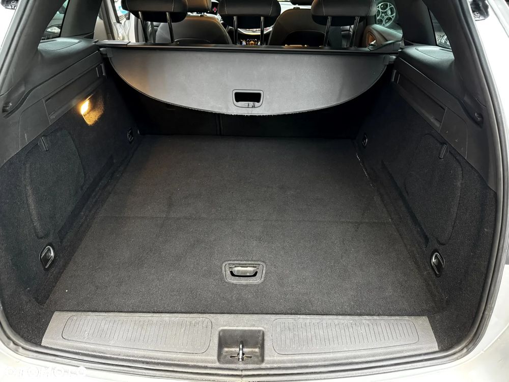 Opel Astra 1.2 T Elegance S&S - 15