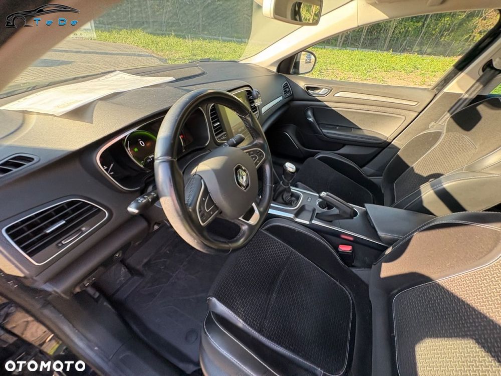Renault Megane ENERGY TCe 130 Start & Stop Paris - 23