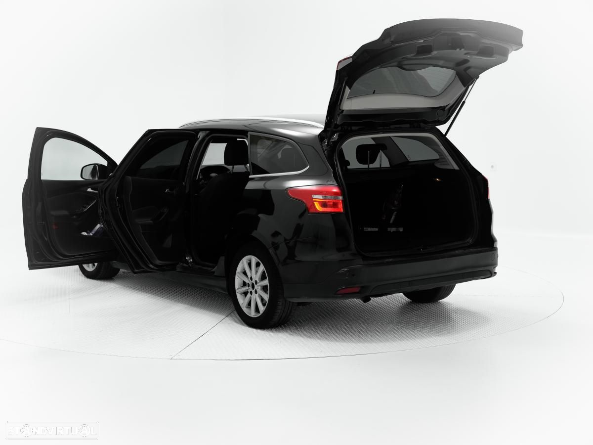 Ford Focus SW - 5