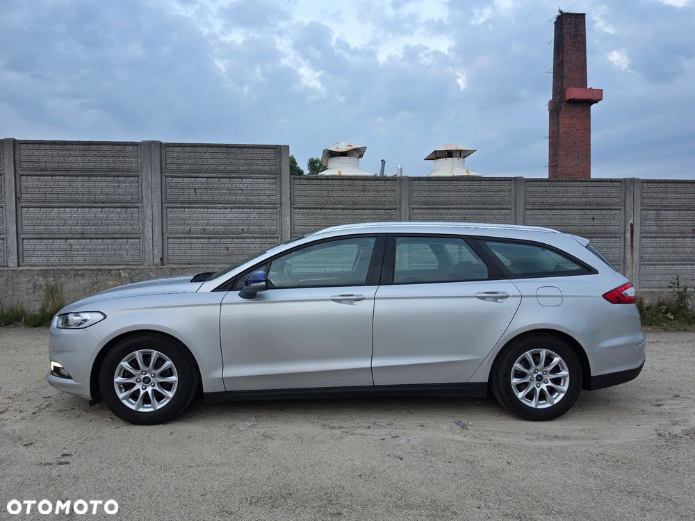 Ford Mondeo - 25