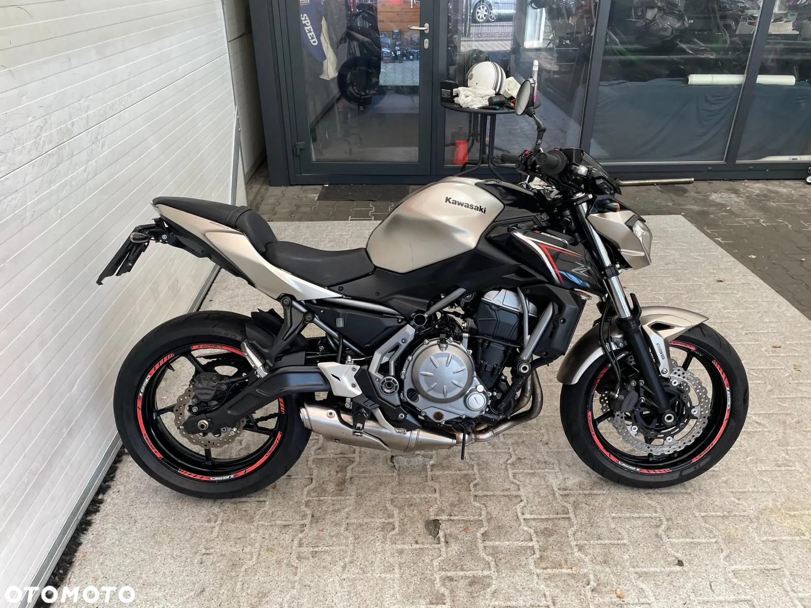 Kawasaki Z 650 - 4