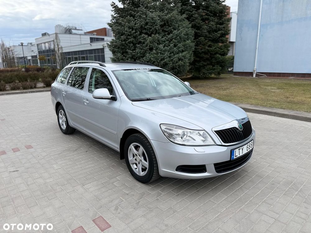 Skoda Octavia - 2