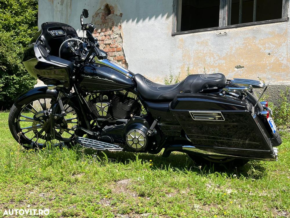 Harley-Davidson Road Glide Custom - 5