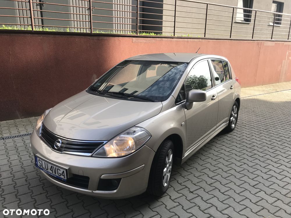 Nissan Tiida 1.6 Tekna - 4