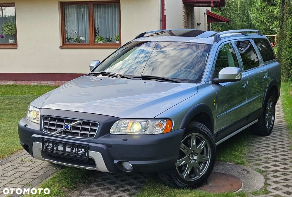 Volvo XC 70 AWD Summum - 1