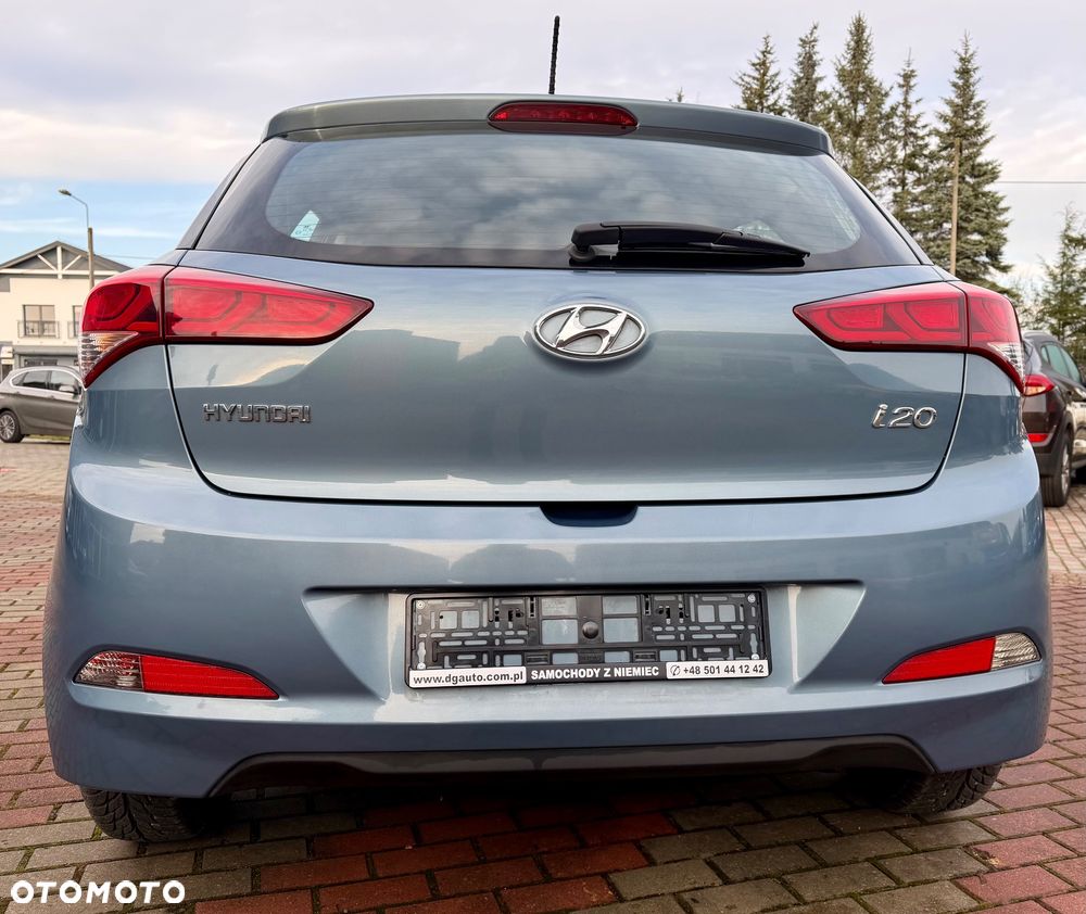Hyundai i20 blue 1.2 Classic - 6