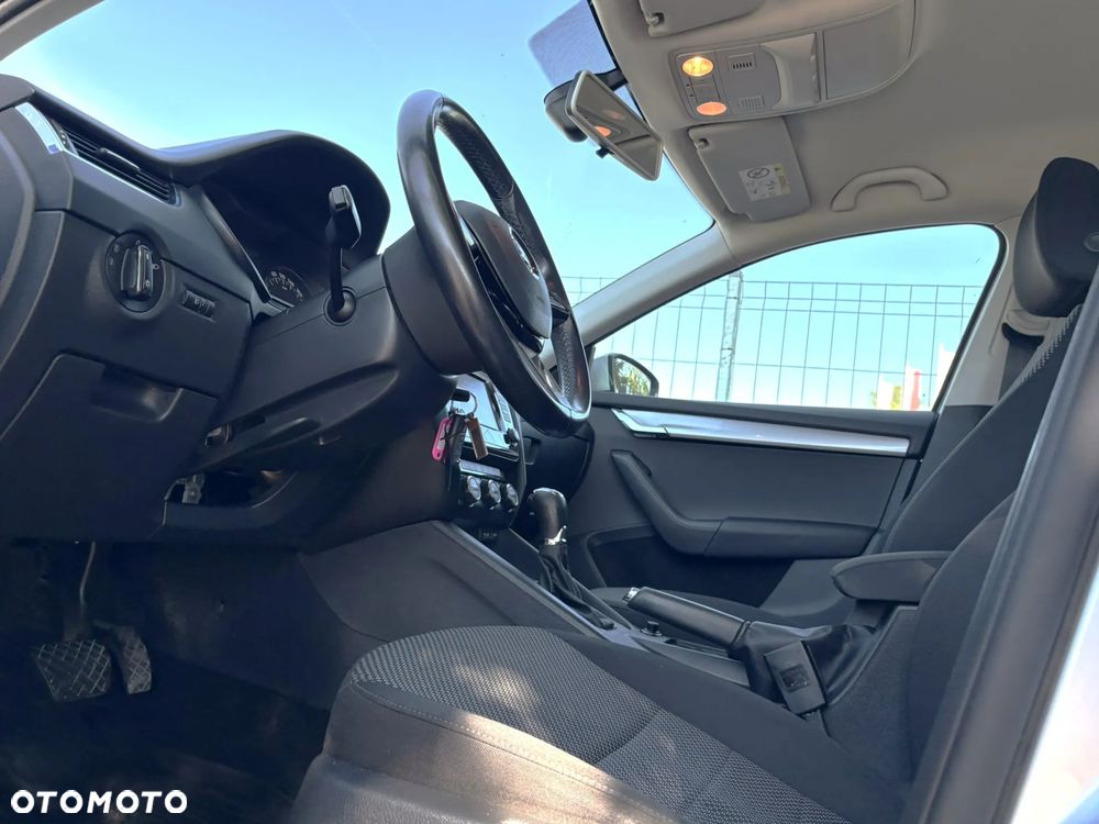 Skoda Octavia 1.4 TSI Ambition DSG - 11