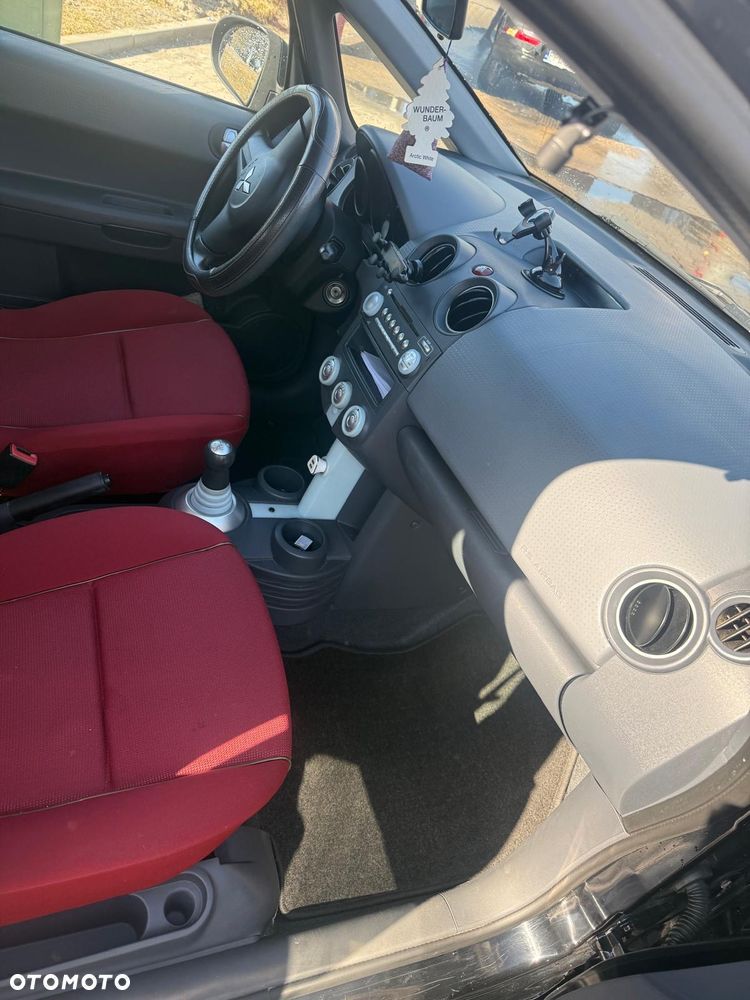 Mitsubishi Colt 1.3 Inform - 4