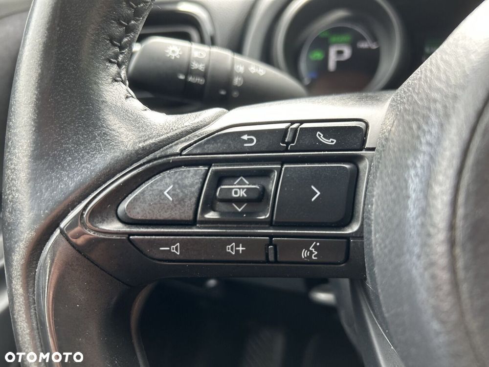Toyota Yaris Cross Hybrid 1.5 Comfort - 17